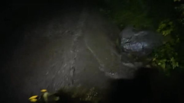 大象配资 大学生自曝反穿南太行夜遇暴雨被队友抛弃后迷路，资深领队：路线难度大，建议迷路后及时找救援